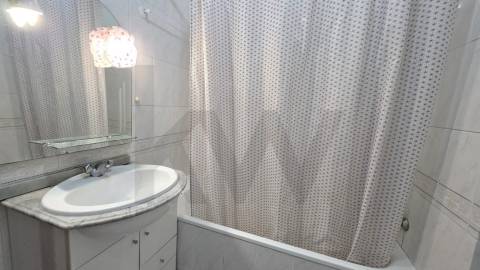 Apartamento T2 com Garagem e Elevador, CABEÇA SANTA, PENAFIEL