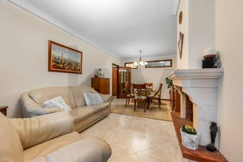 Apartamento T3 tranquilo e central - Varandas, Elevador e Garagem - Santa Marinha,  Gaia