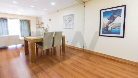 Apartamento T2 com Vista Rio Minho & Escritório - Alto da Veiga, Seixas