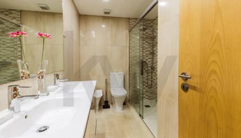 Apartamento T2 com Vista Rio Minho & Escritório - Alto da Veiga, Seixas