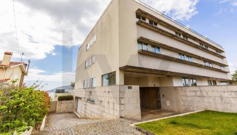 Apartamento T2 com Vista Rio Minho & Escritório - Alto da Veiga, Seixas