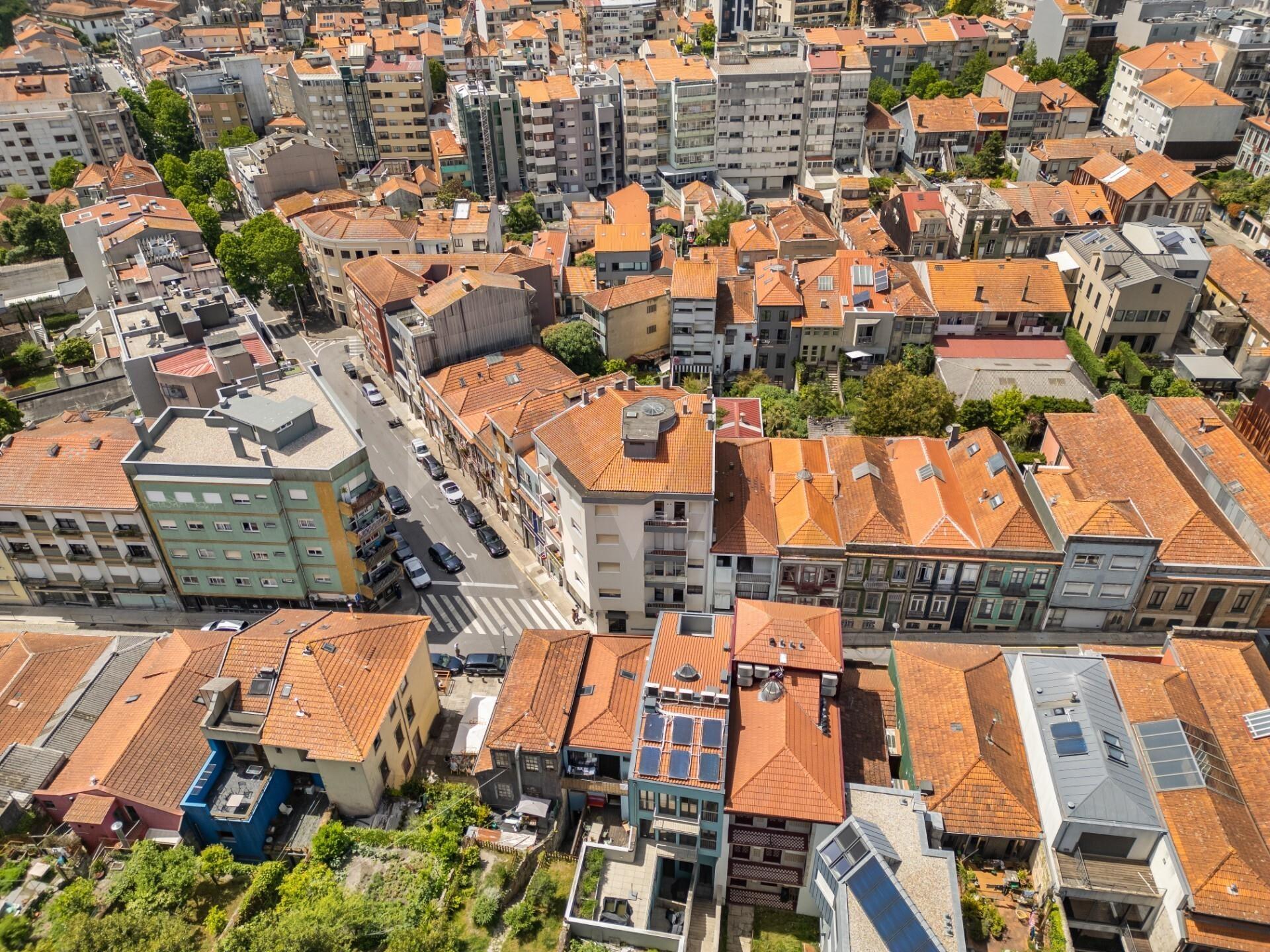 T2+1 Completamente Renovado Rua do Bonjardim - Porto Centro