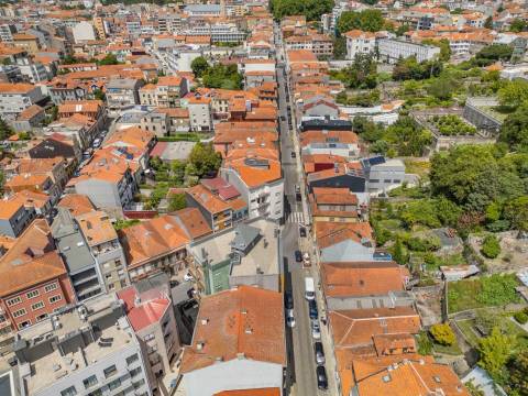 T2+1 Completamente Renovado Rua do Bonjardim - Porto Centro