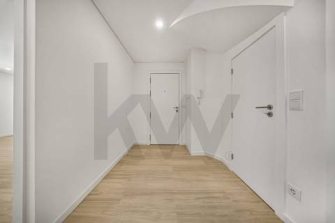 T2+1 Completamente Renovado Rua do Bonjardim - Porto Centro