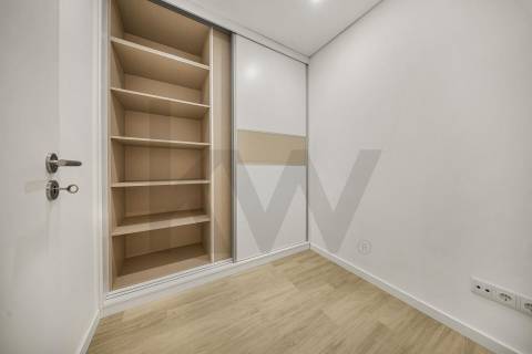 T2+1 Completamente Renovado Rua do Bonjardim - Porto Centro