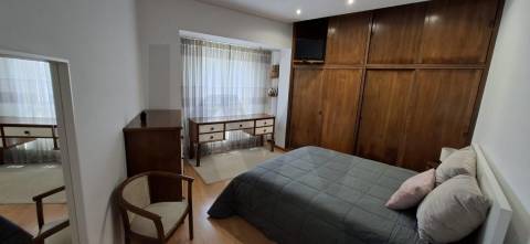 Moradia Independente T4 (T2+T2) com Garagem Fechada, Terraço e Jardim – Ermesinde