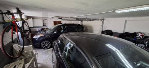 Moradia Independente T4 (T2+T2) com Garagem Fechada, Terraço e Jardim – Ermesinde