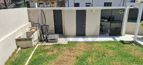 Moradia Independente T4 (T2+T2) com Garagem Fechada, Terraço e Jardim – Ermesinde
