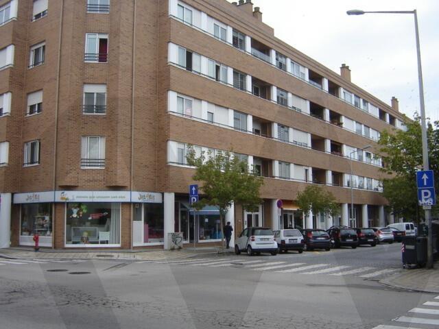 Loja comercial  em zona Central de Matosinhos Sul