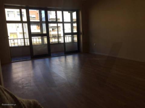 APARTAMENTO T1, MATOSINHOS