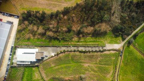 Terreno Industrial 13.000 m² | Zona Industrial e Empresarial de Campo | A4 e A41 a 5 min | Valongo