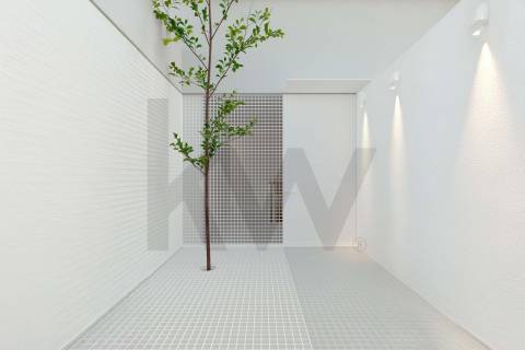 Terreno com Projeto Aprovado para Moradia com 398 m² – Zona Premium da Maia