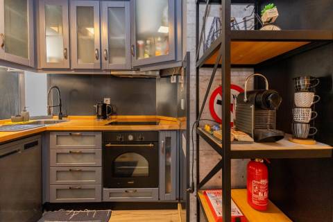 Apartamento T1 em Matosinhos Sul, atualmente em Alojamento Local, junto à praia e ao metro