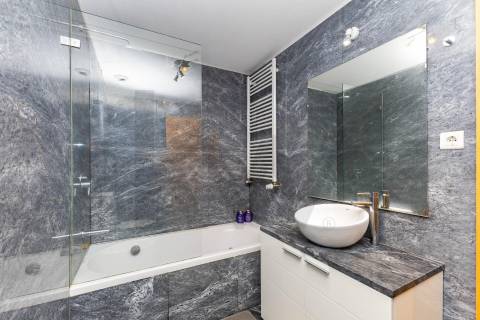 Exclusivo Apartamento T3 com Vista Rio e Excelente Exposição Solar – Porto