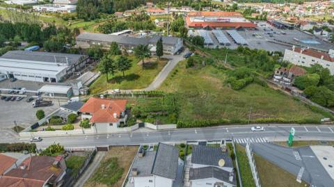 Venda  de Terreno para Construção - 5700m2 - Santo Tirso