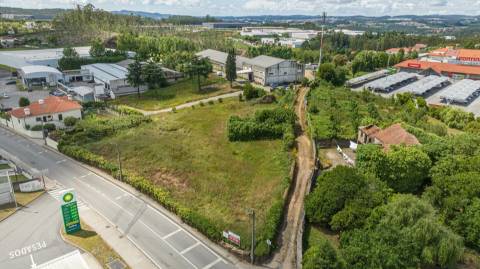 Venda  de Terreno para Construção - 5700m2 - Santo Tirso