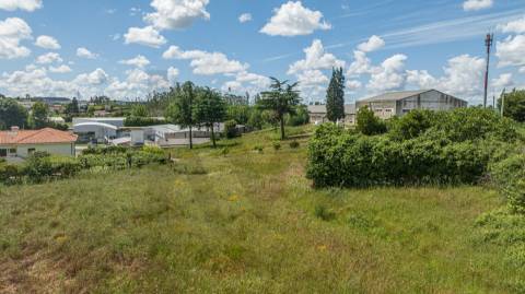 Venda  de Terreno para Construção - 5700m2 - Santo Tirso