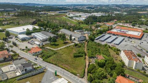 Venda  de Terreno para Construção - 5700m2 - Santo Tirso
