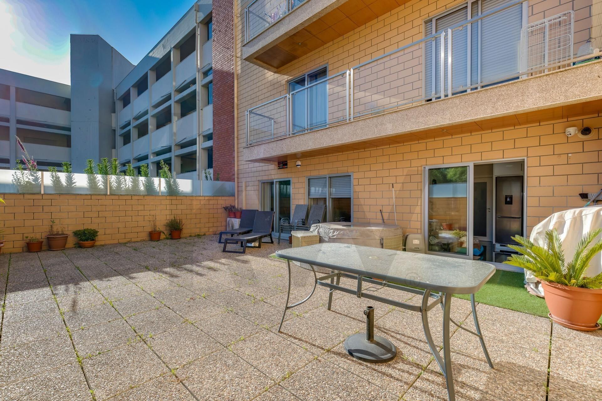 T2 com Terraço na Prelada virado a sul!