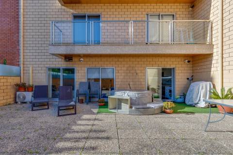 T2 com Terraço na Prelada virado a sul!