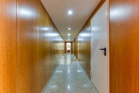 T2 com Terraço na Prelada virado a sul!