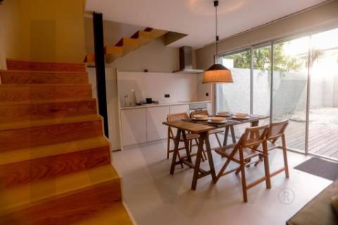 Alojamento Local - T1 com terraço e jardim na Rua da Alegria, Porto