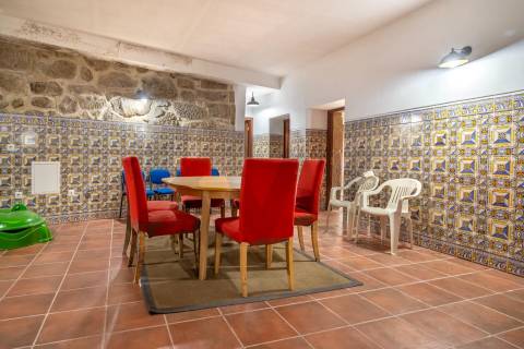Quinta Histórica no Norte de Portugal - Património Municipal - 12 Hectares