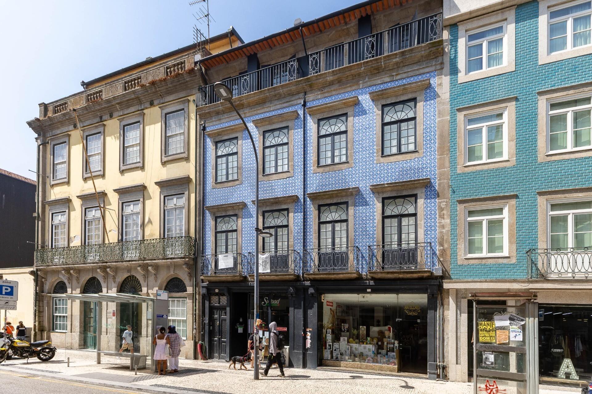 Apartamento  T2 -Edifício Histórico com Licença AL em Cedofeita -Localização Premium 