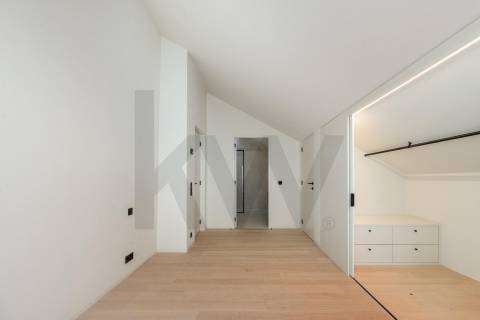 Apartamento T4D Novo na antiga Fábrica do Prado em Matosinhos Sul