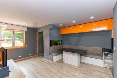 Apartamento T2 Arrabida Shopping
