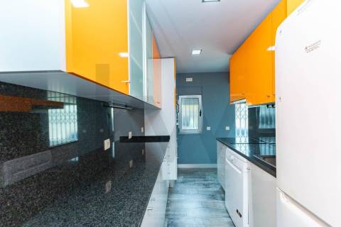 Apartamento T2 Arrabida Shopping