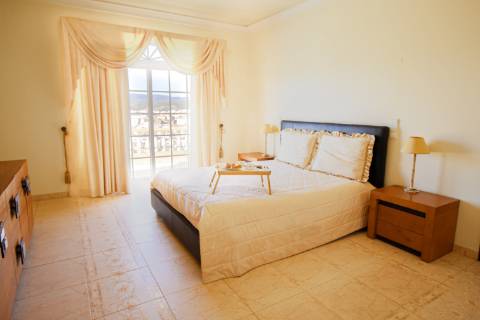 Moradia Independente com 5 Quartos, Piscina Privativa e Vistas fantásticas- Silves