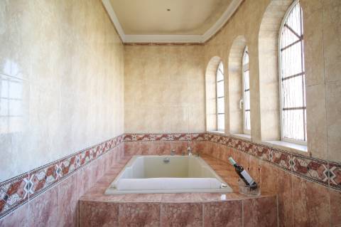 Moradia Independente com 5 Quartos, Piscina Privativa e Vistas fantásticas- Silves