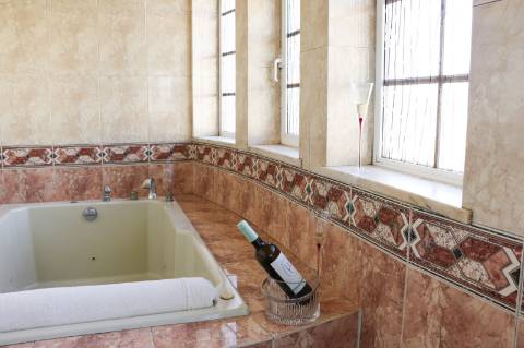 Moradia Independente com 5 Quartos, Piscina Privativa e Vistas fantásticas- Silves