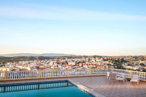 Moradia Independente com 5 Quartos, Piscina Privativa e Vistas fantásticas- Silves