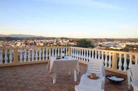 Moradia Independente com 5 Quartos, Piscina Privativa e Vistas fantásticas- Silves