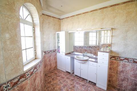 Moradia Independente com 5 Quartos, Piscina Privativa e Vistas fantásticas- Silves