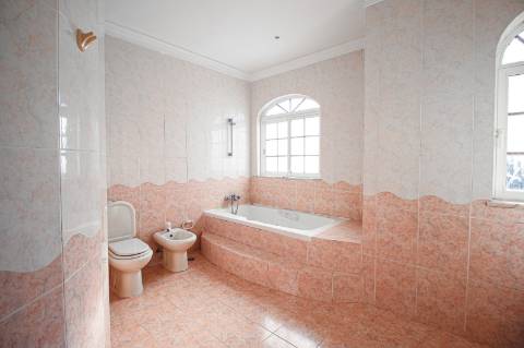 Moradia Independente com 5 Quartos, Piscina Privativa e Vistas fantásticas- Silves