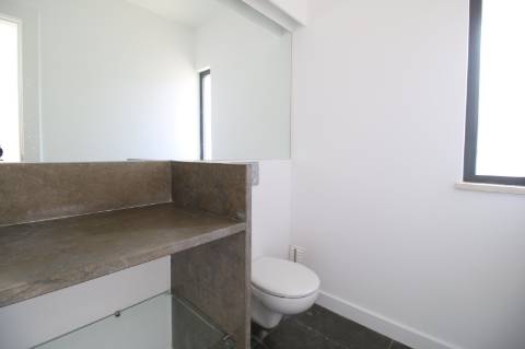 Moradia T3 a poucos minutos de Albufeira com deslumbrante vista mar!
