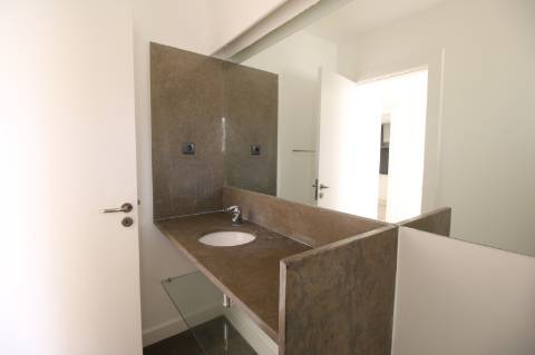 Moradia T3 a poucos minutos de Albufeira com deslumbrante vista mar!
