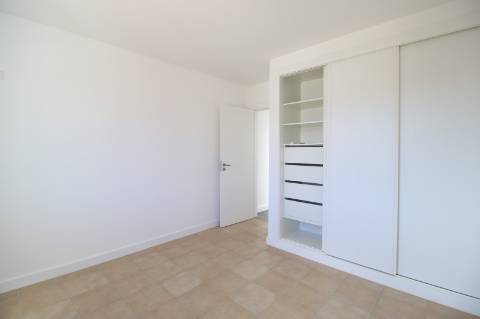 Moradia T3 a poucos minutos de Albufeira com deslumbrante vista mar!
