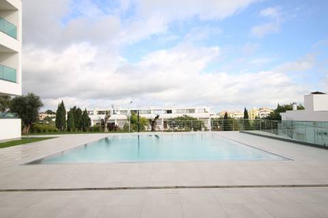 Apartamento T2 R/C (D)