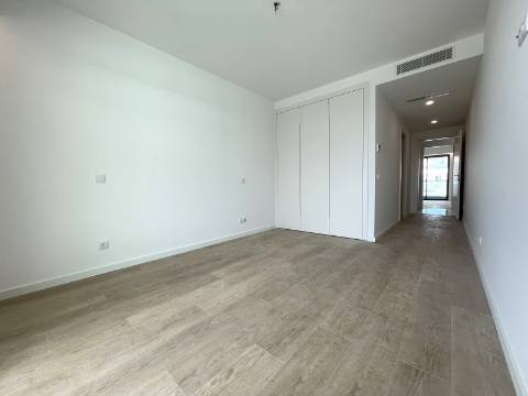 Apartamento T2 R/C (D)