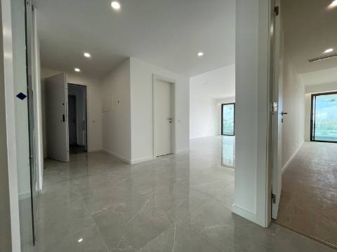 Apartamento T2 R/C (D)