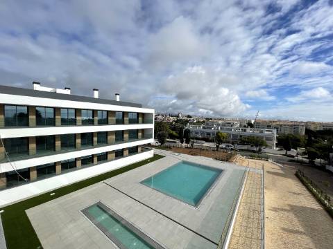 Apartamento T2 R/C (D)