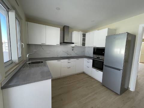 Moradia T3 em condomínio com piscina | Albufeira