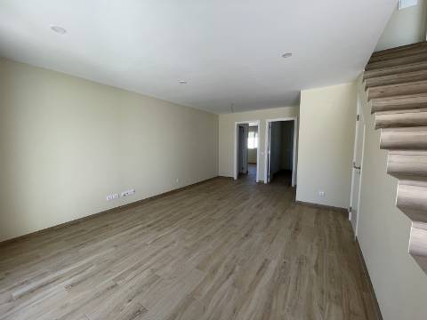 Moradia T3 em condomínio com piscina | Albufeira