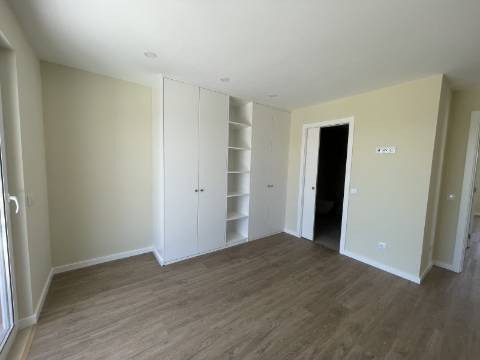 Moradia T3 em condomínio com piscina | Albufeira