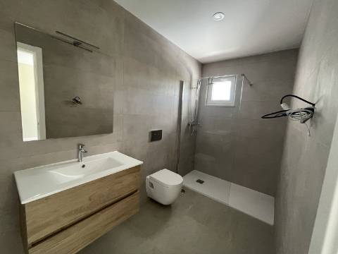 Moradia T3 em condomínio com piscina | Albufeira