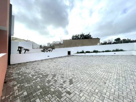 Moradia T3 em condomínio com piscina | Albufeira